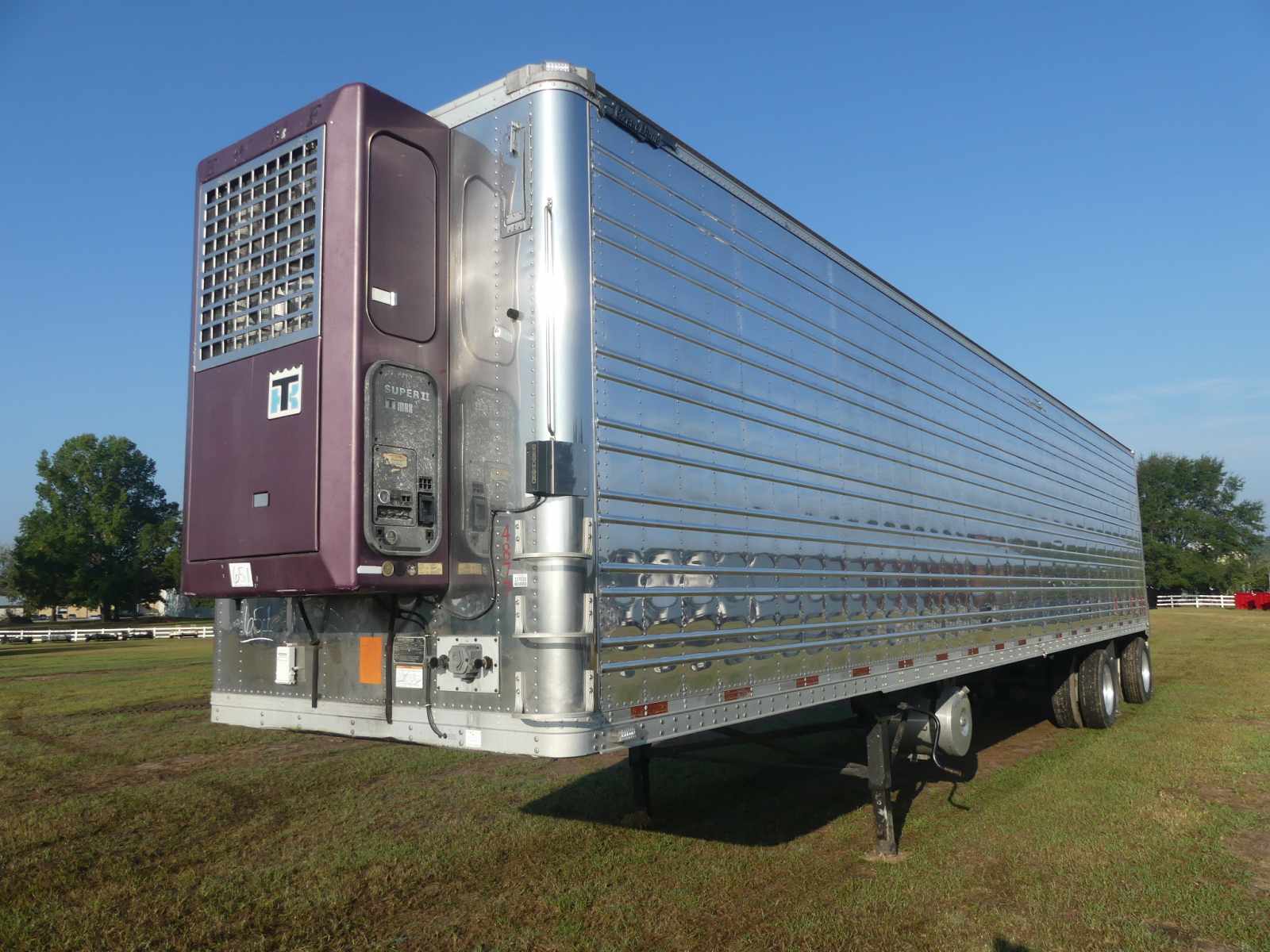 Scrap reefer trailer buyers in British Columbia