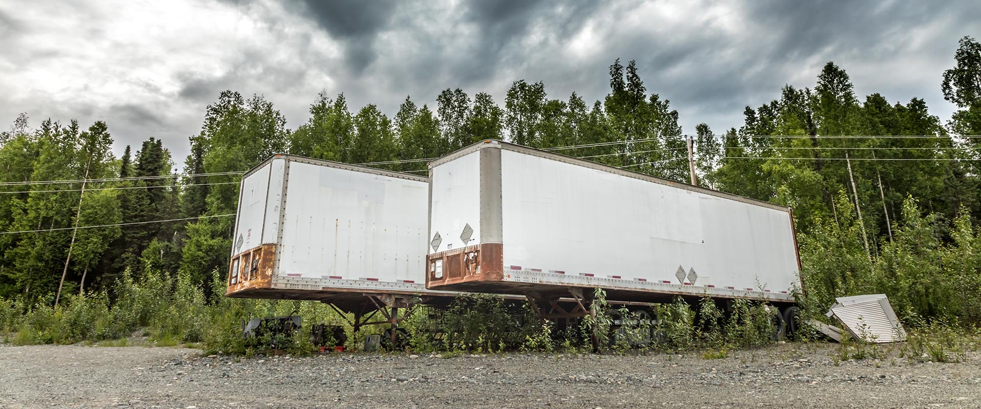 Reefer trailer removal and pickup