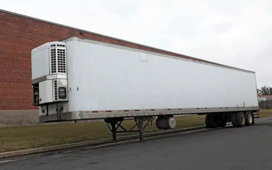 Refrigerated reefer trailer